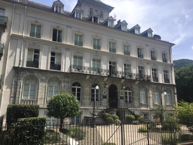 Palais D'Etigny Apartment Bagnères-de-Luchon Екстериор снимка