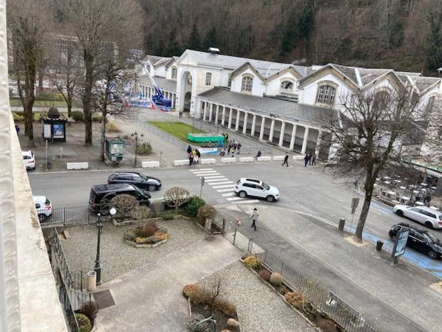 Palais D'Etigny Apartment Bagnères-de-Luchon Екстериор снимка
