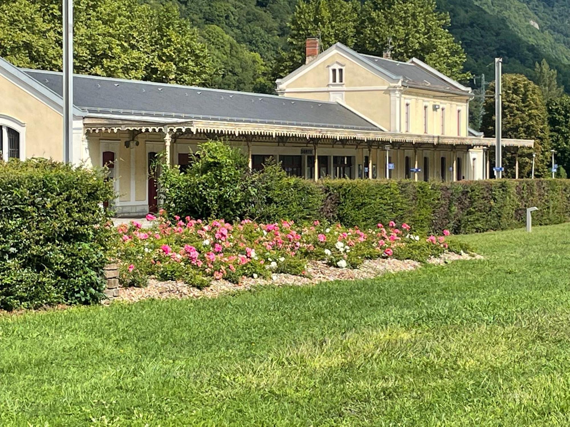 Palais D'Etigny Apartment Bagnères-de-Luchon Екстериор снимка